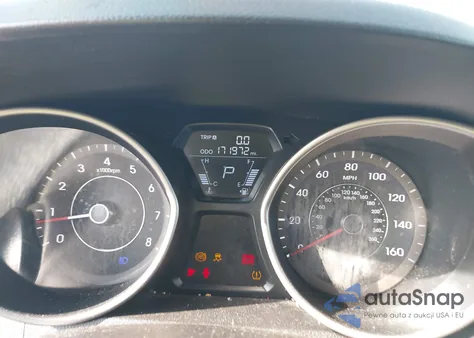 2011 Hyundai Elantra Limited from USA, damaged, VIN 5NPDH4AE7BH021414